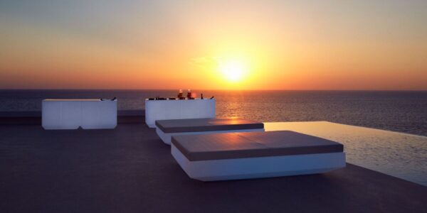 Vondom Vela Catering Bar with LED light